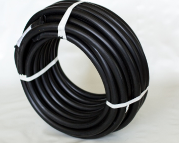 Шланг Поливочный ПВХ черный ребристый d.20 х 1,5 мм. - бухта 20м.